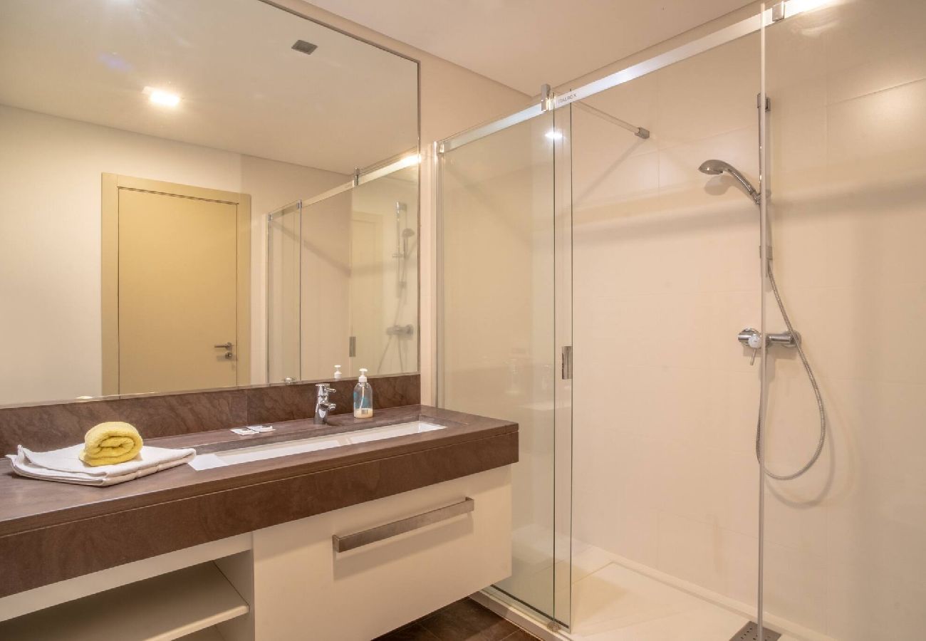 Апартаменты на Funchal - Madeira Residence Apartment Ak5