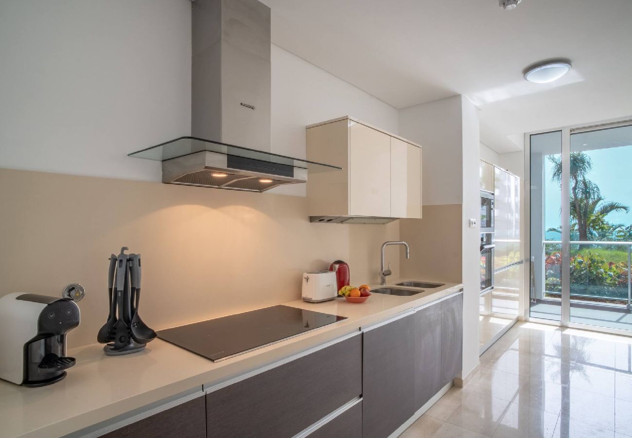 Апартаменты на Funchal - Madeira Residence Apartment Ak5