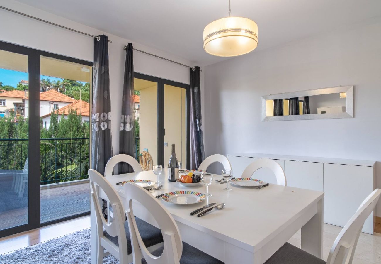 Апартаменты на Funchal - Luxury Living BU Apart.