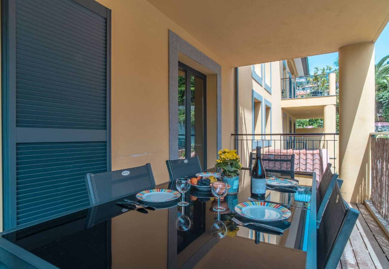 Апартаменты на Funchal - Luxury Living BU Apart.