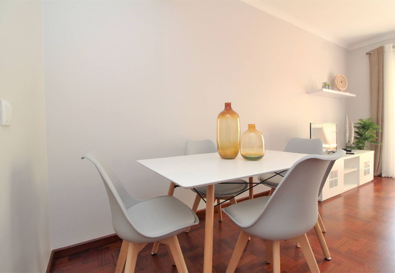 Апартаменты на Funchal - Grey  View Apartment