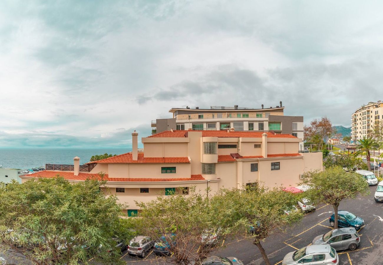 Апартаменты на Funchal - Duas Torres View Apartment