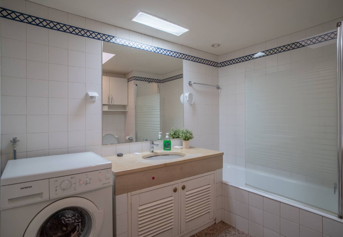 Апартаменты на Funchal - Penthouse  Iconic 706