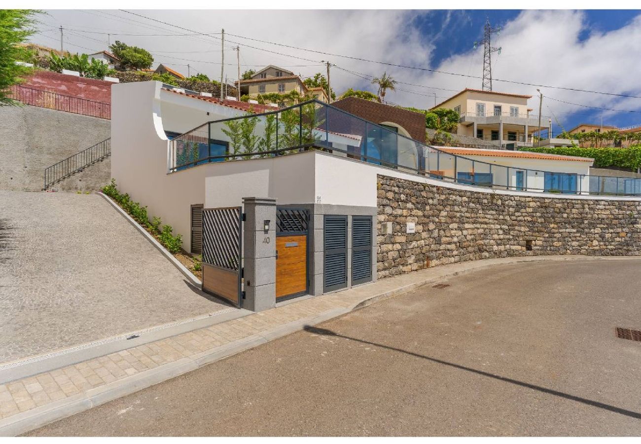 Дом на Ponta do Sol - The pool house in Ponta de Sol · The pool house in