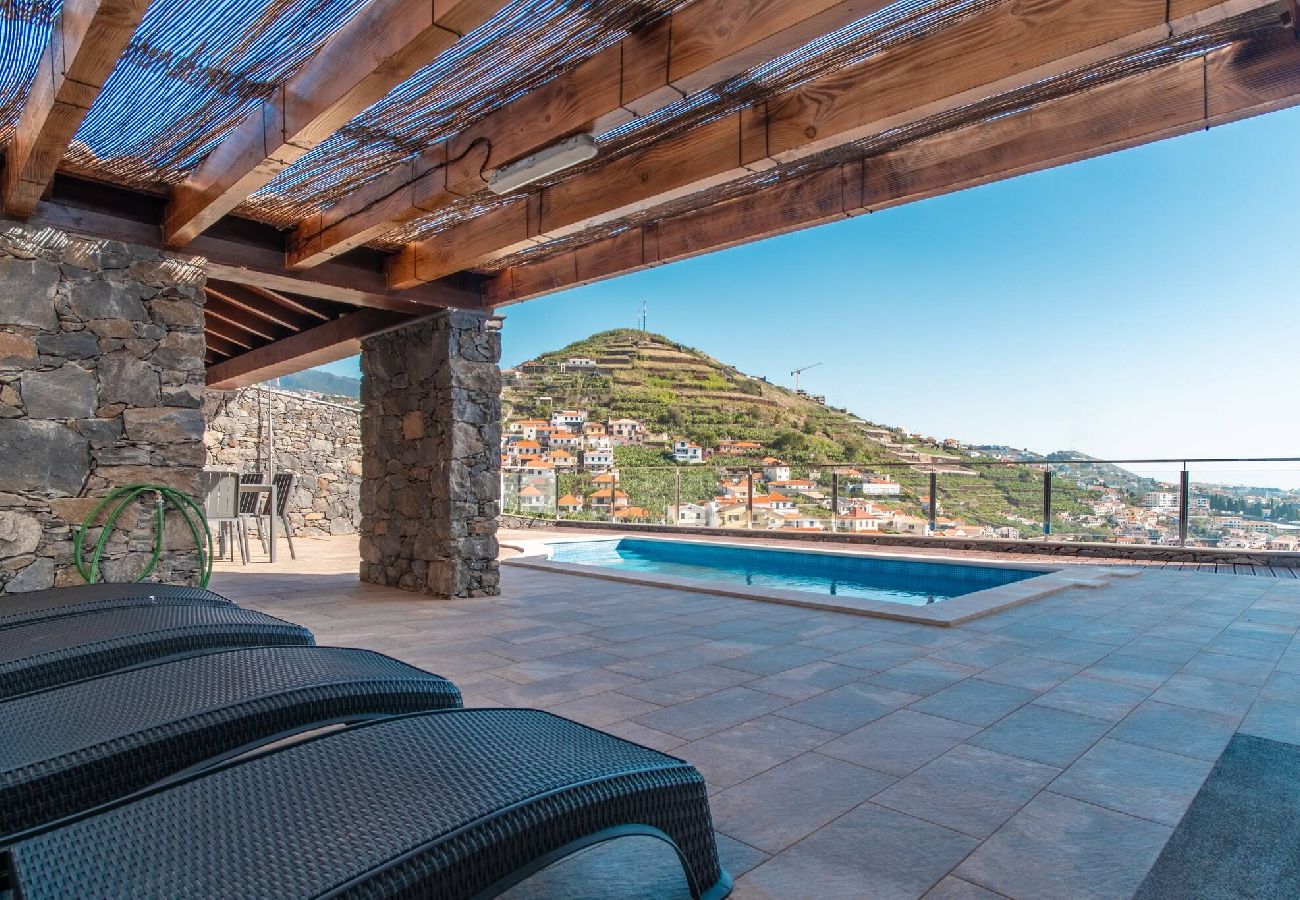 Вилла на Câmara de Lobos - Vila Camara  de Lobos Lux Villa