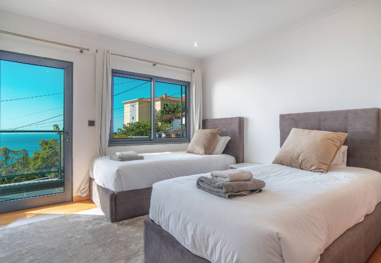 Вилла на Câmara de Lobos - Vila Camara  de Lobos Lux Villa