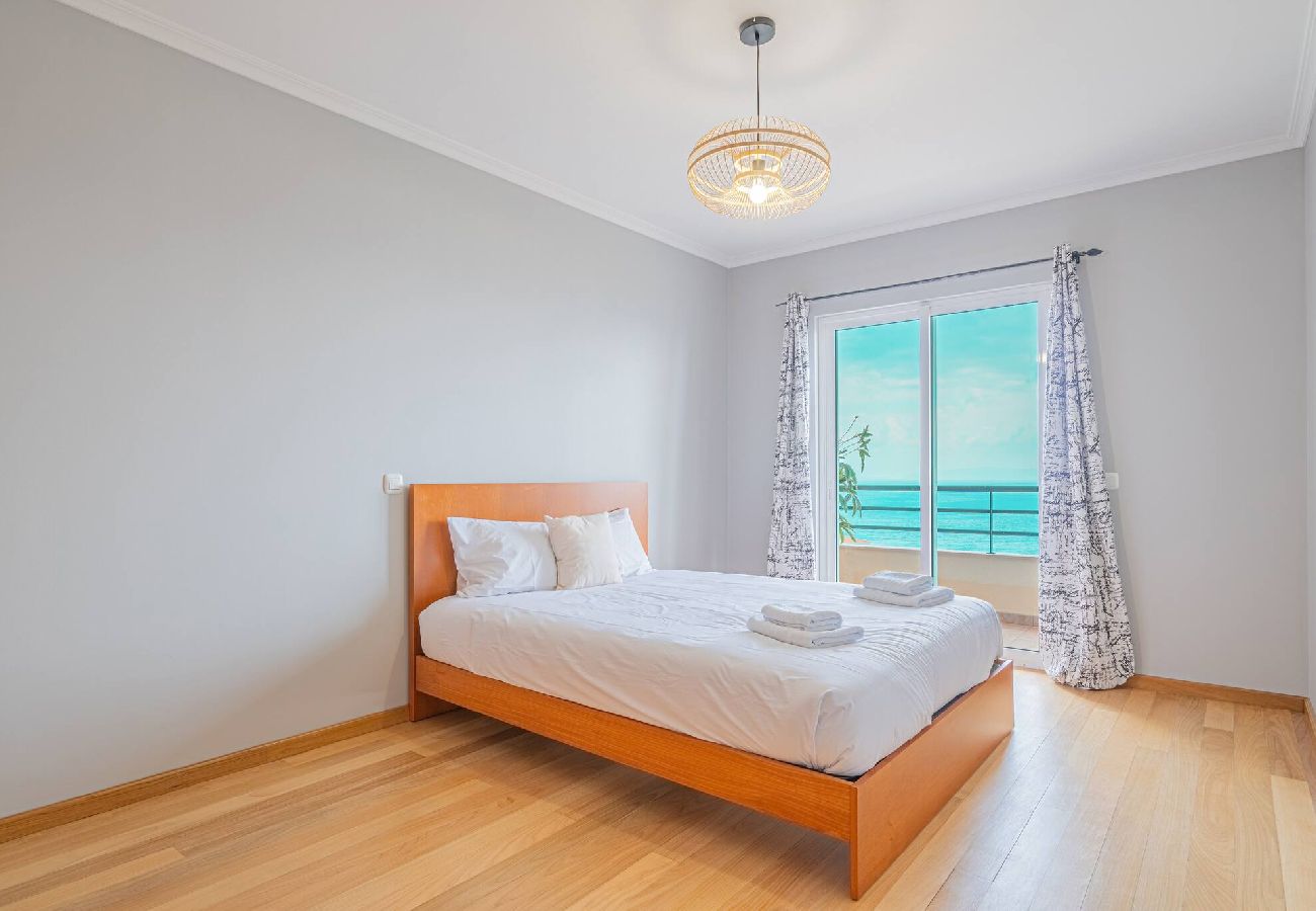 Апартаменты на Caniço - Ocean View Apartment