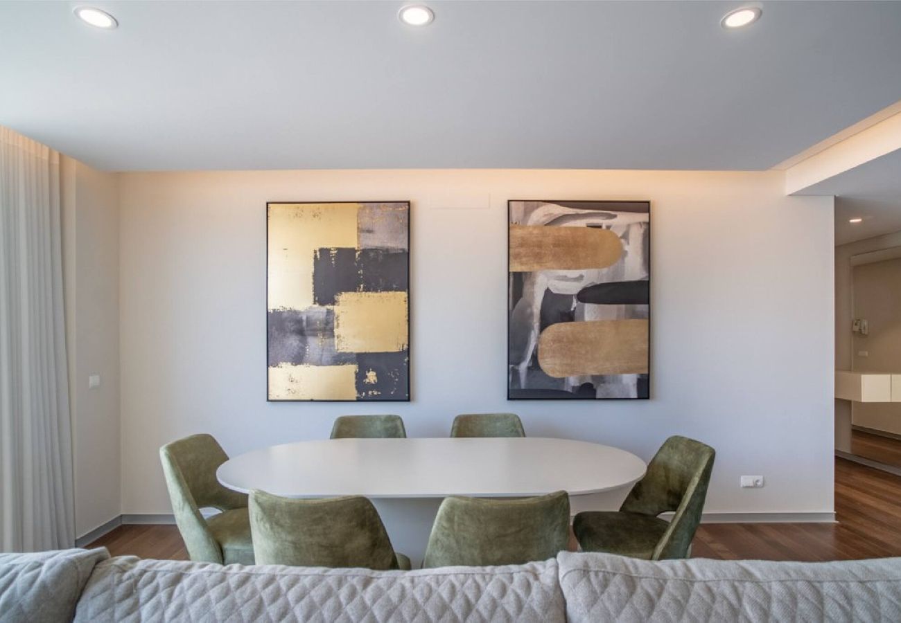 Апартаменты на Funchal - Freemont Apartment L a Vie  Funchal