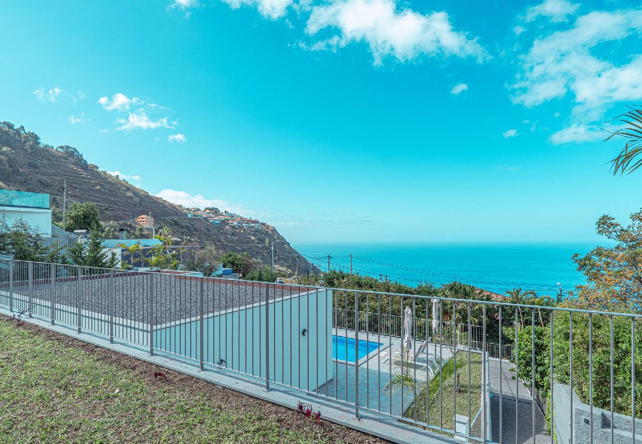 Вилла на Arco da Calheta - Villa Bali II