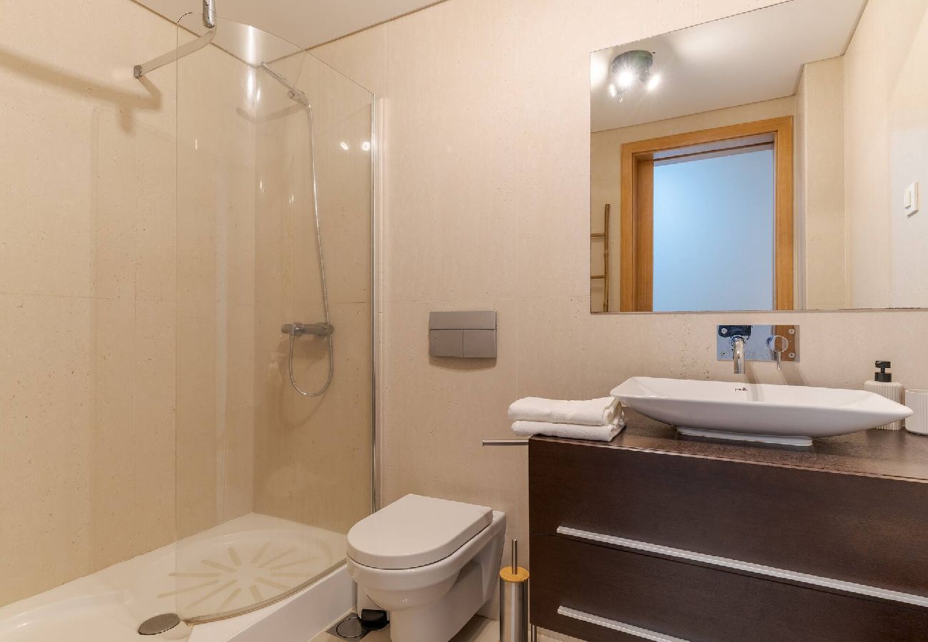 Апартаменты на Funchal - Living BX Apartm. in City Center
