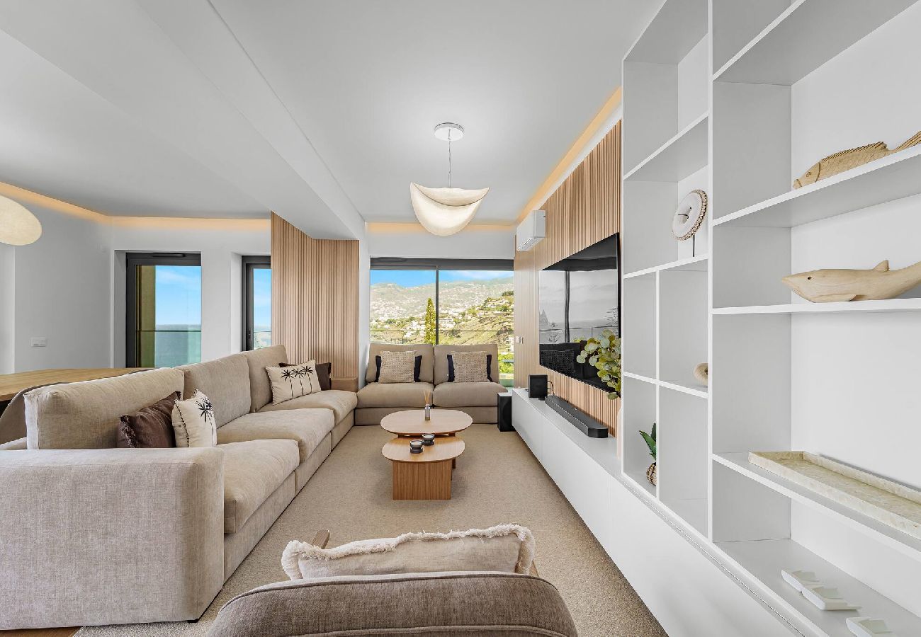 Апартаменты на Funchal - Aqua  Luxe Apartment