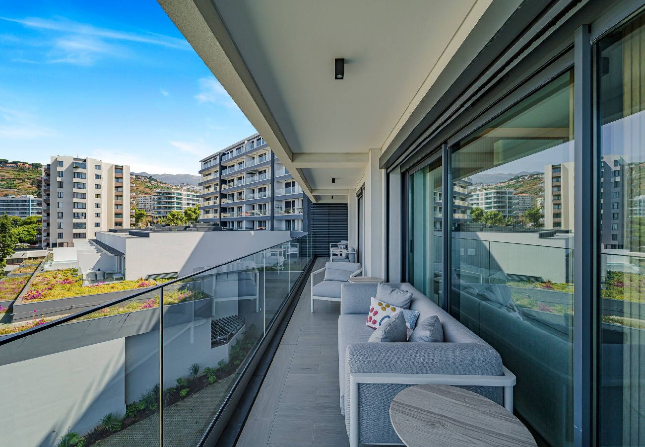 Апартаменты на Funchal - Aqua  Luxe Apartment