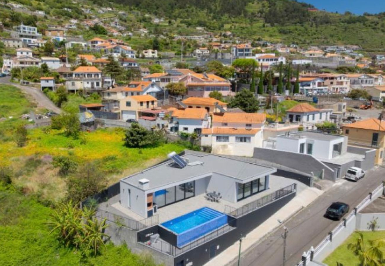 Вилла на Arco da Calheta - villa Elite