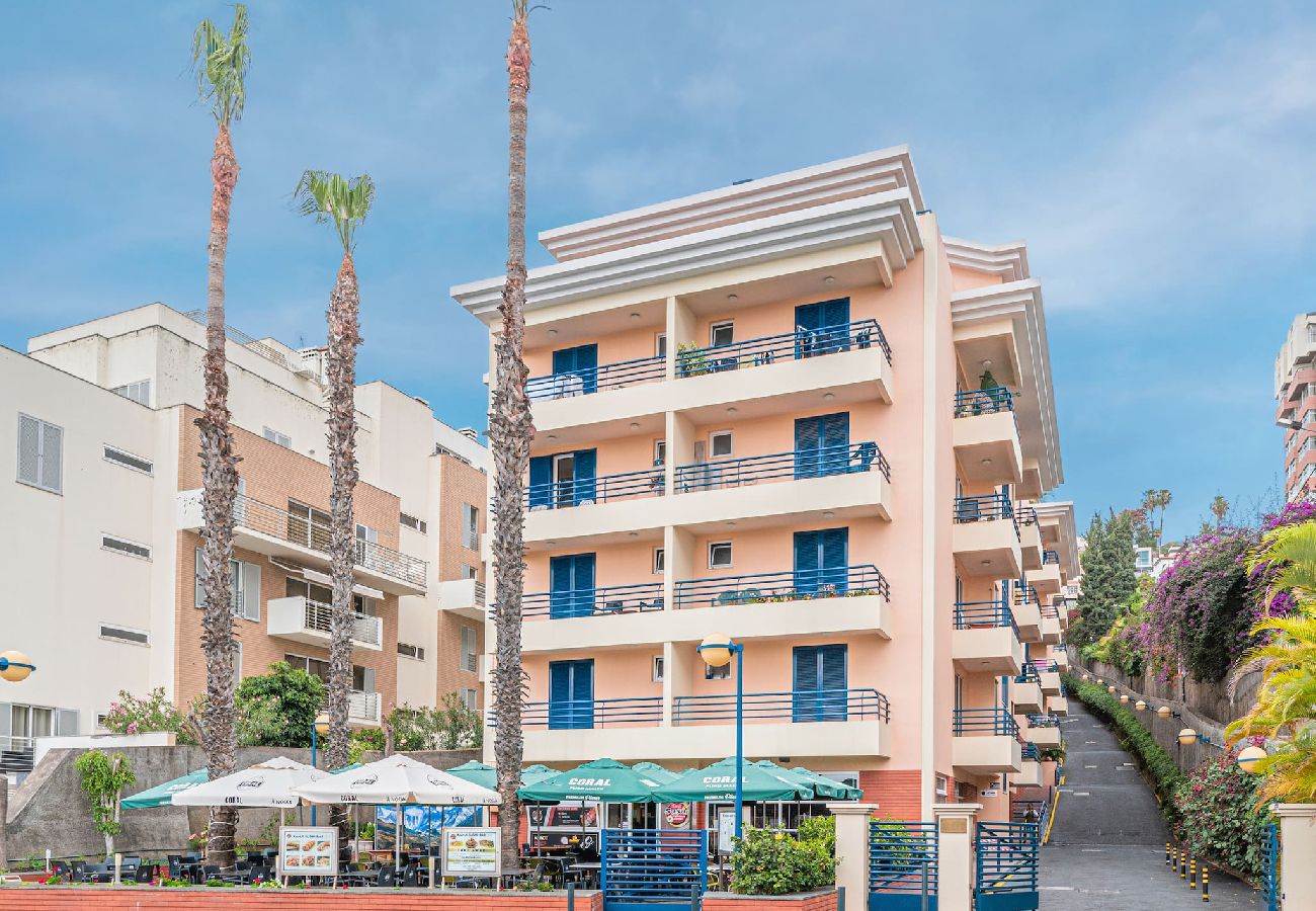 Апартаменты на Funchal - T1 Costa do Sol
