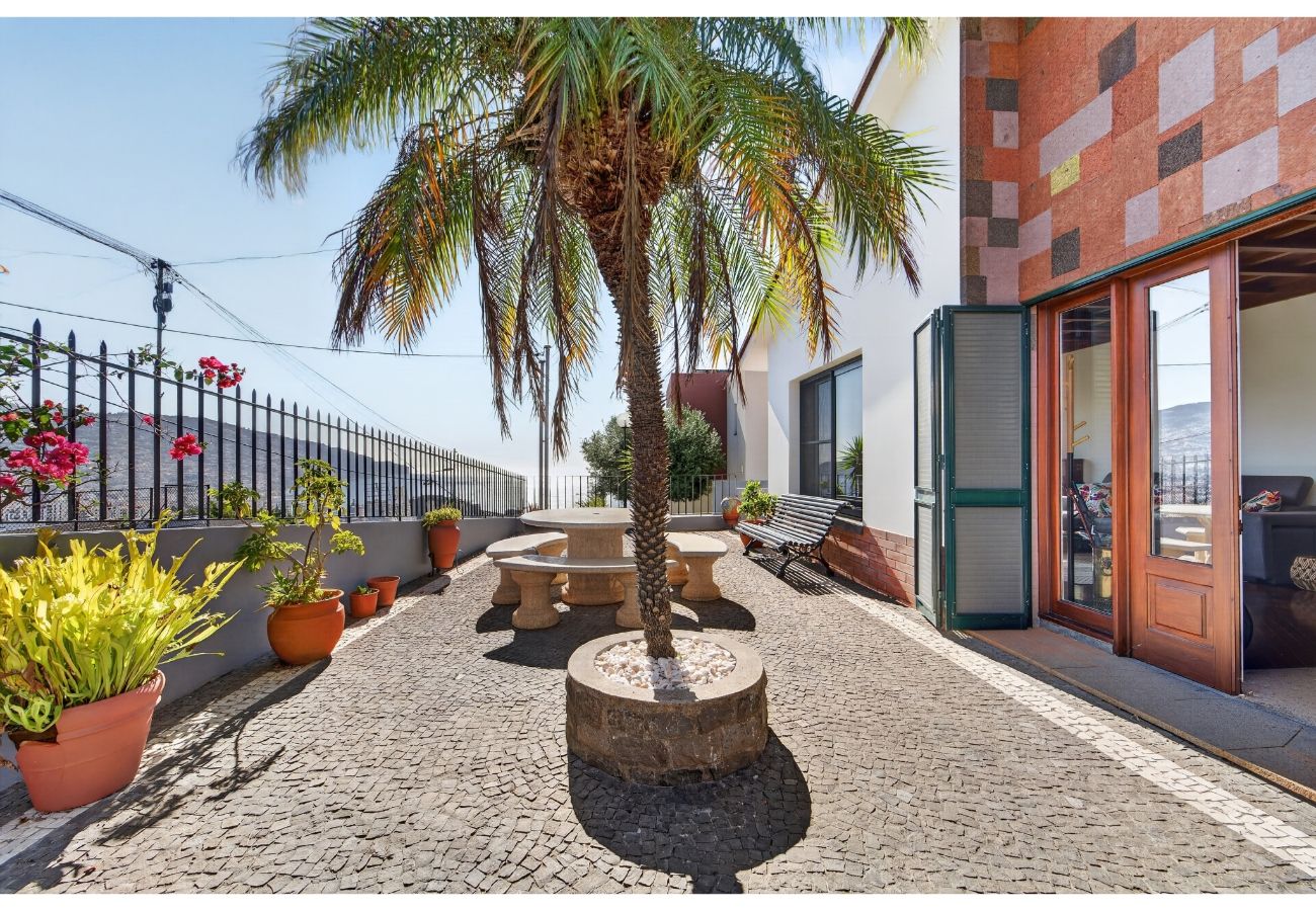 Дом на Funchal - Rodrigo Guest House